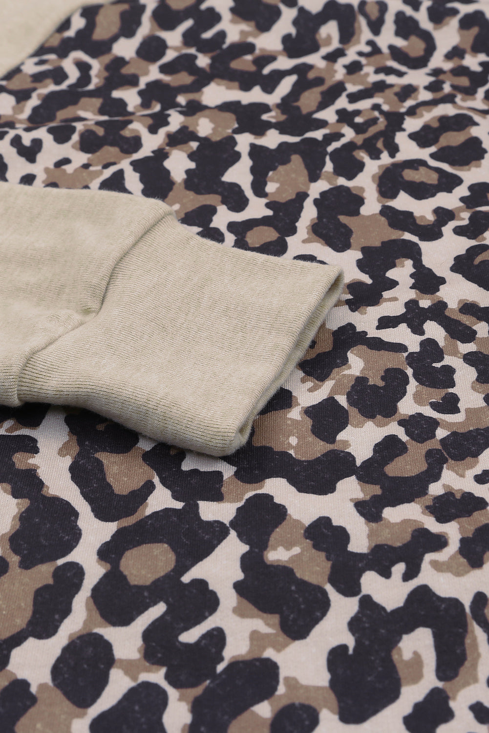 Leopard Kangaroo Pocket Raglan Sleeves Sweatshirt