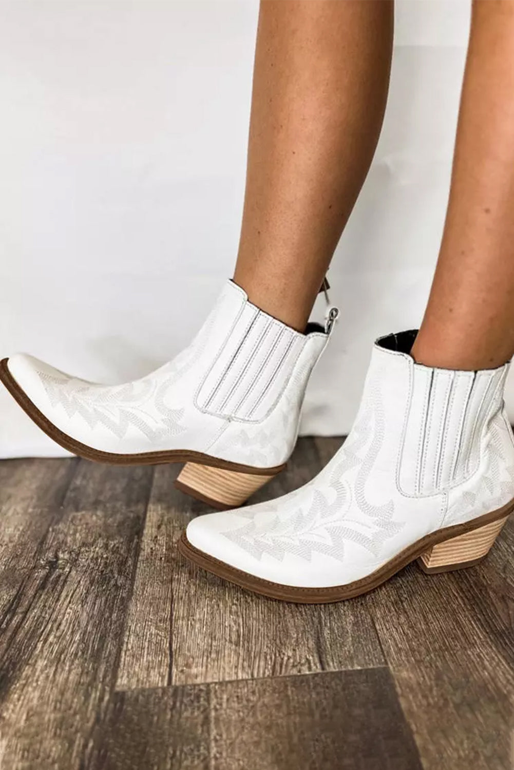 White Embroidered Leather Thick Heel Booties